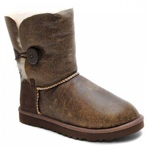 Authentic Australian Uggs  women mid ankle